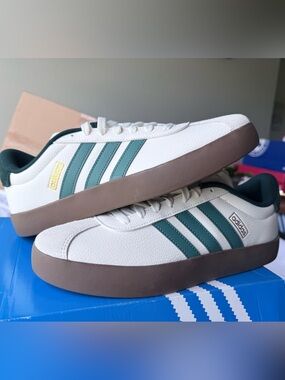 Adidas VL Court